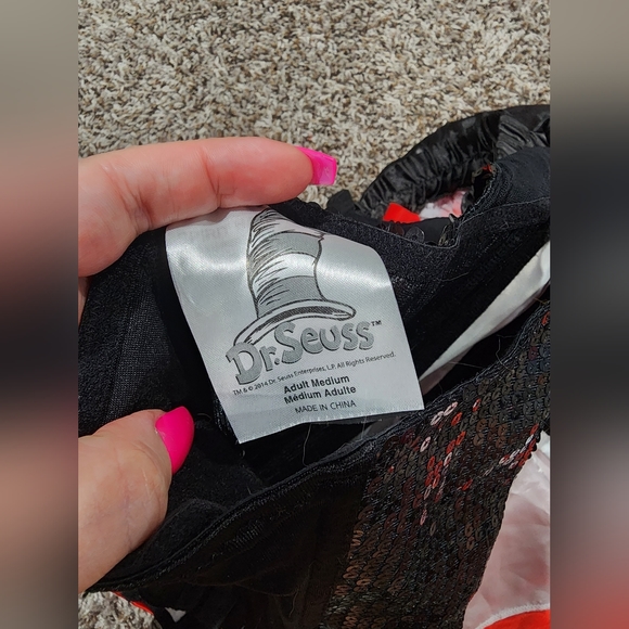 Cat in the hat costume - Picture 4 of 4